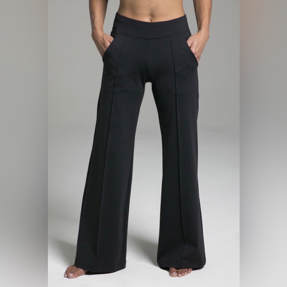 Perfect Wide Leg Pant: Black-NWT Large
